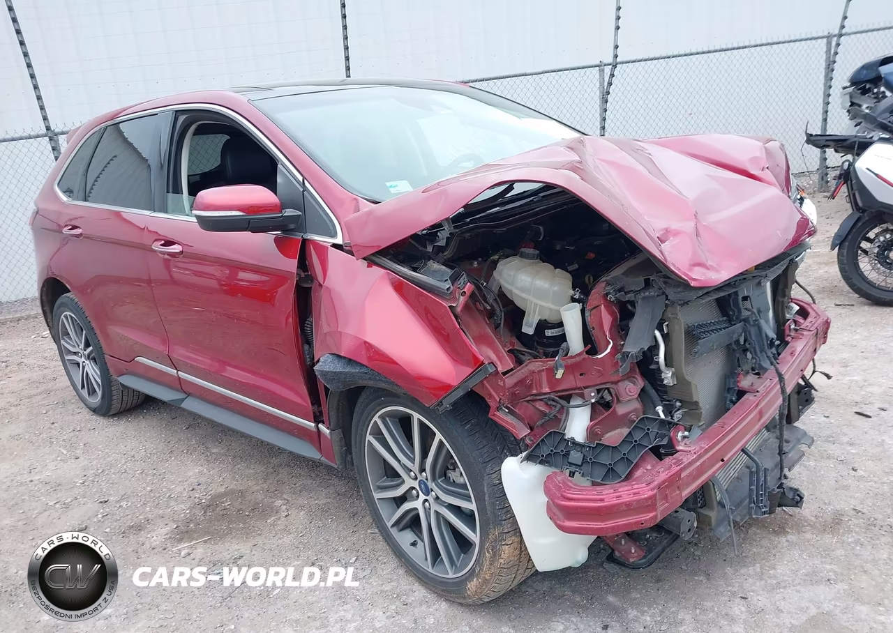 2019 Ford Edge Titanium
