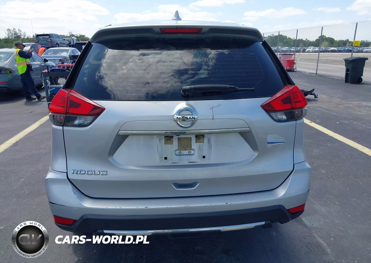 2017 Nissan Rogue S VIN:JN8AT2MT1HW400707 - 17
