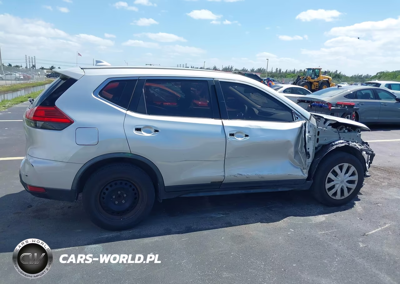 2017 Nissan Rogue S VIN:JN8AT2MT1HW400707 - 6
