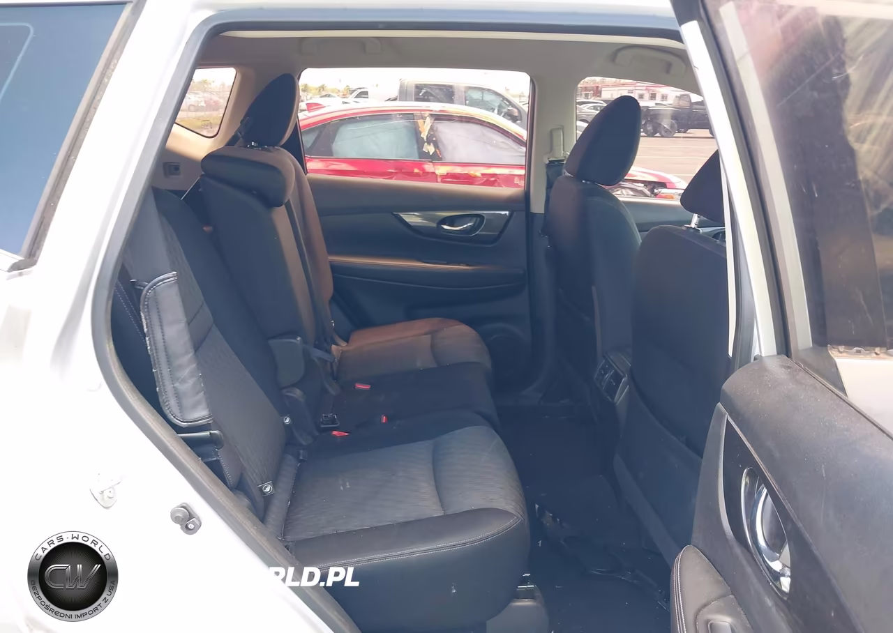2017 Nissan Rogue S VIN:JN8AT2MT1HW400707 - 8