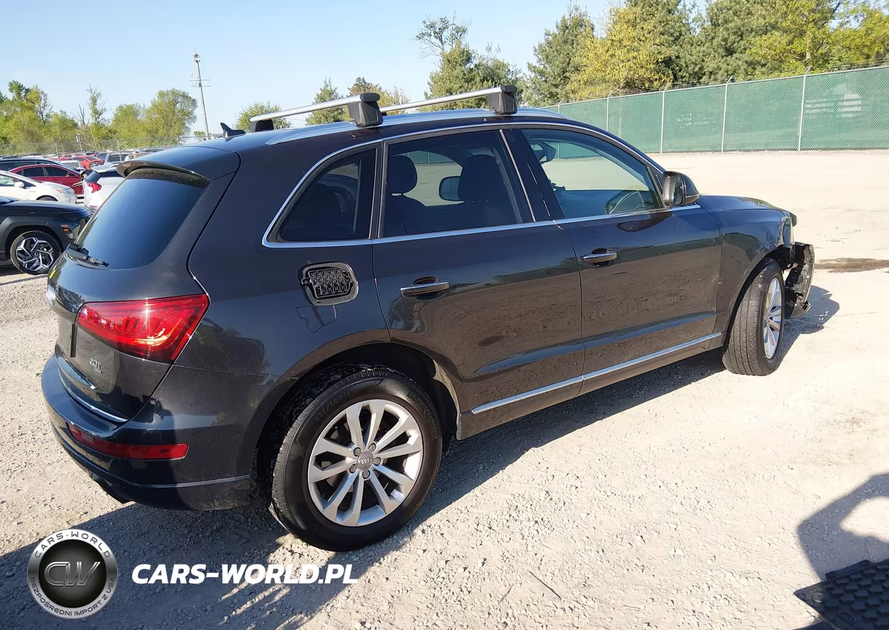 2015 Audi Q5 2.0T Premium VIN:WA1LFAFP8FA038353 - 4