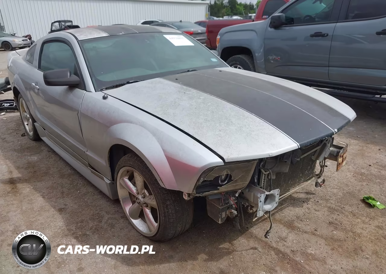 2006 Ford Mustang V6