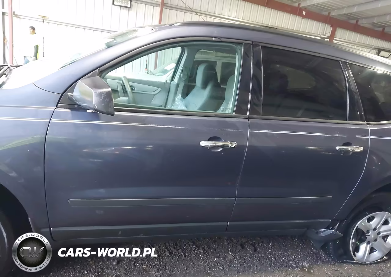 2014 Chevrolet Traverse Ls VIN:1GNKRFKDXEJ201270 - 14