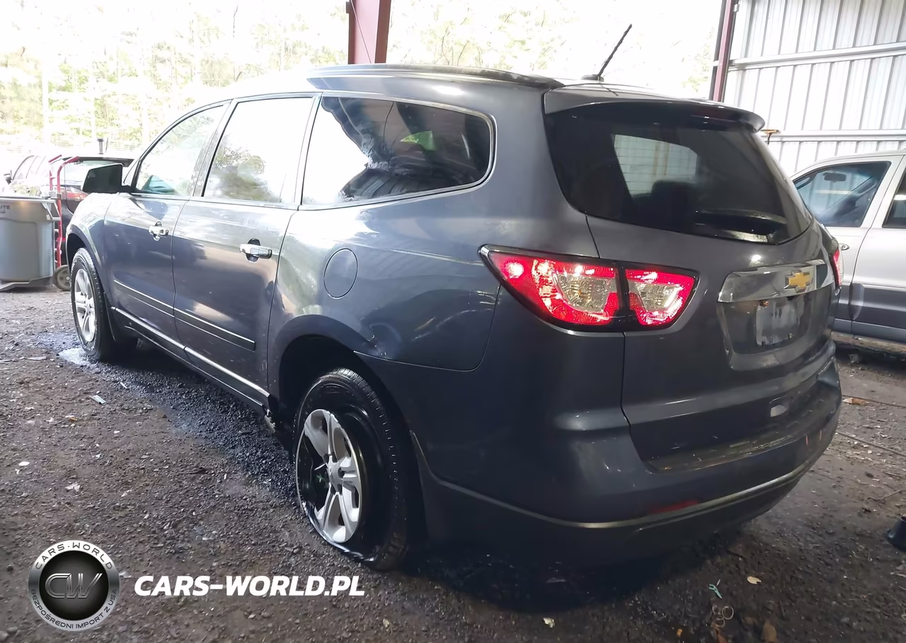 2014 Chevrolet Traverse Ls VIN:1GNKRFKDXEJ201270 - 3