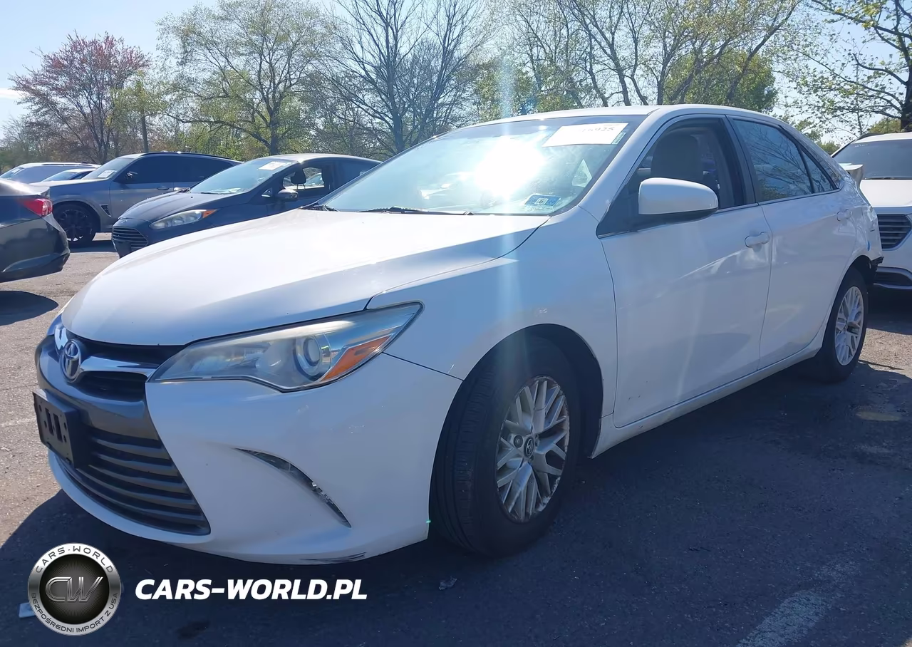 2016 Toyota Camry Le VIN:4T4BF1FK7GR577764 - 2