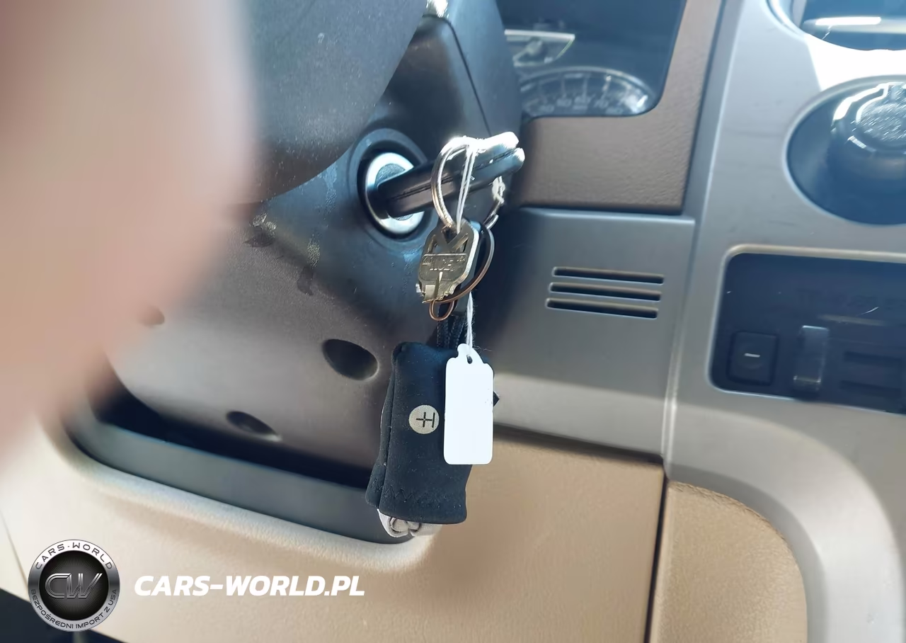 2011 Ford F-150 Lariat VIN:1FTFW1ET6BFD36110 - 11