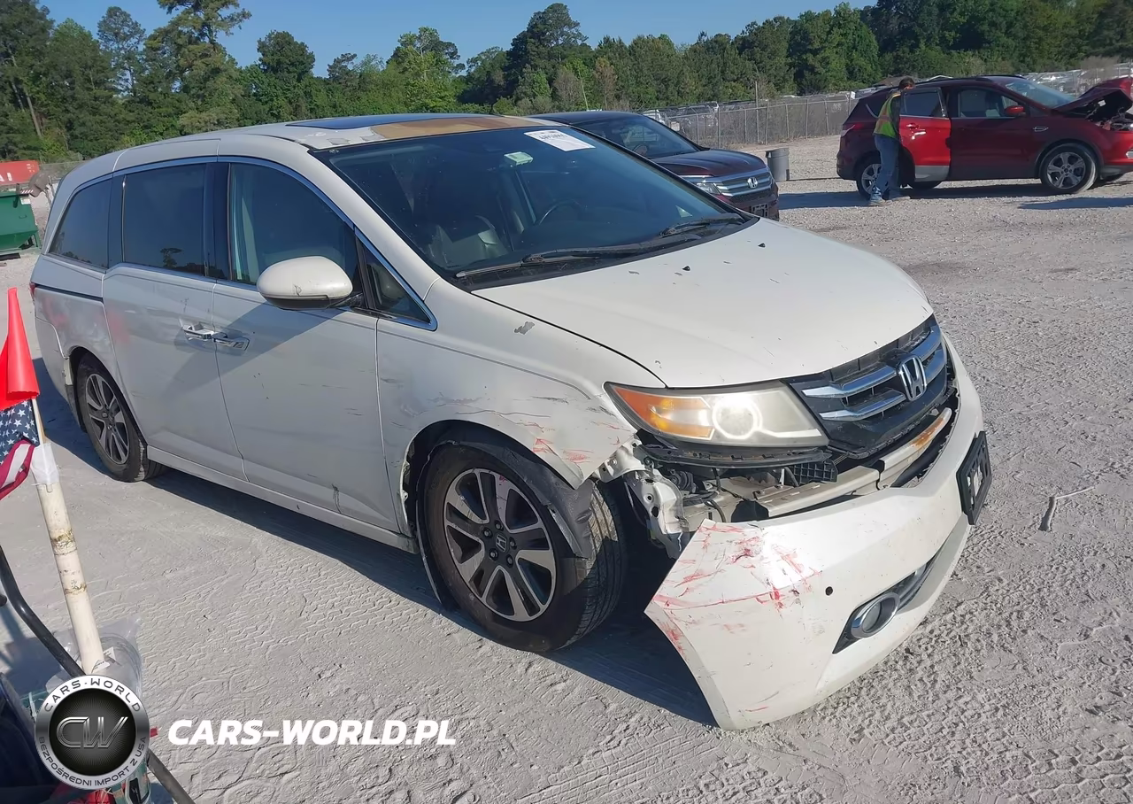 2014 Honda Odyssey Touring-Touring Elite