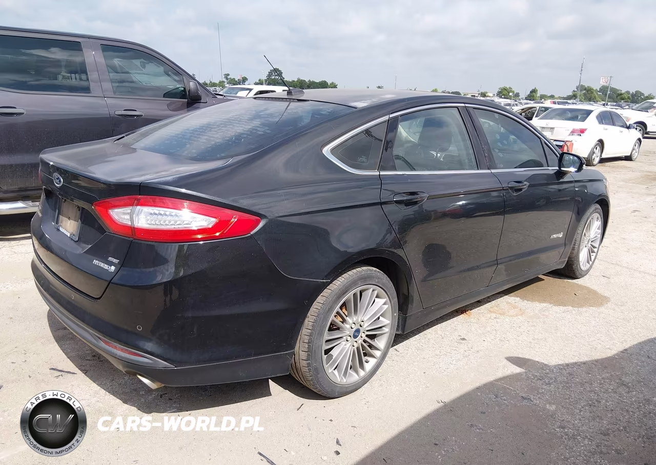 2014 Ford Fusion Hybrid Se VIN:3FA6P0LU8ER184251 - 4
