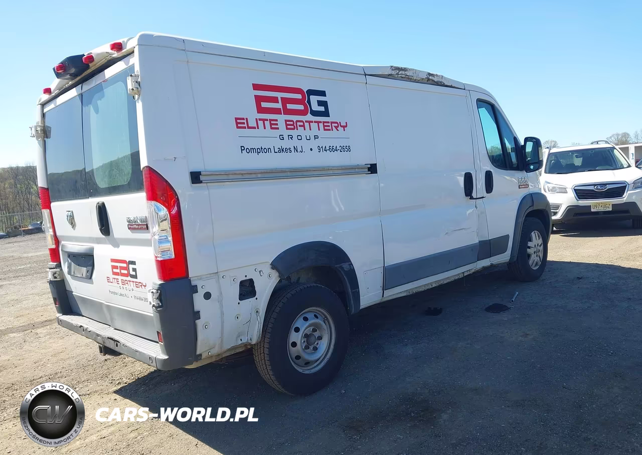 2015 Ram Promaster 1500 Low Roof VIN:3C6TRVAG4FE509415 - 4