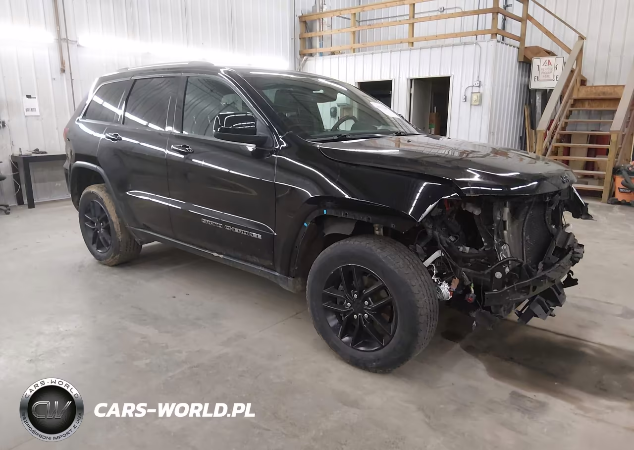 2020 Jeep Grand Cherokee Laredo E 4X4
