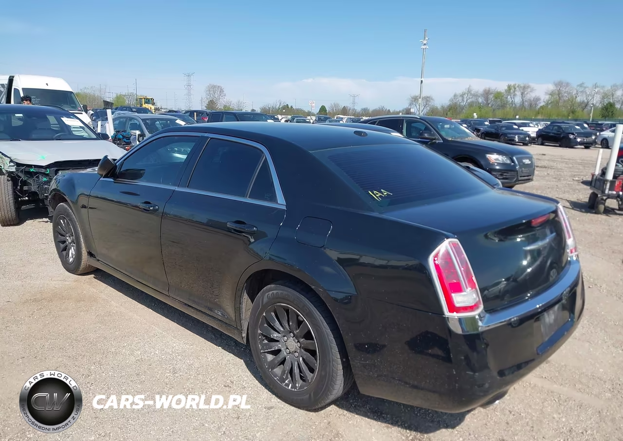 2013 Chrysler 300 Motown VIN:2C3CCAAG6DH527424 - 3