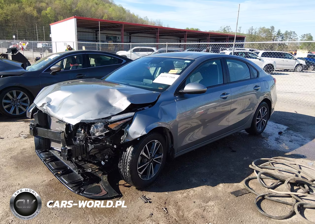 2024 Kia Forte Lxs VIN:3KPF24AD5RE758577 - 2