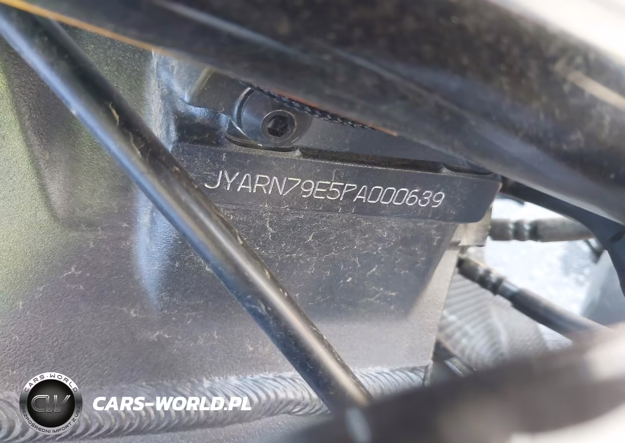 2023 Yamaha Mtn1000 VIN:JYARN79E5PA000639 - 10