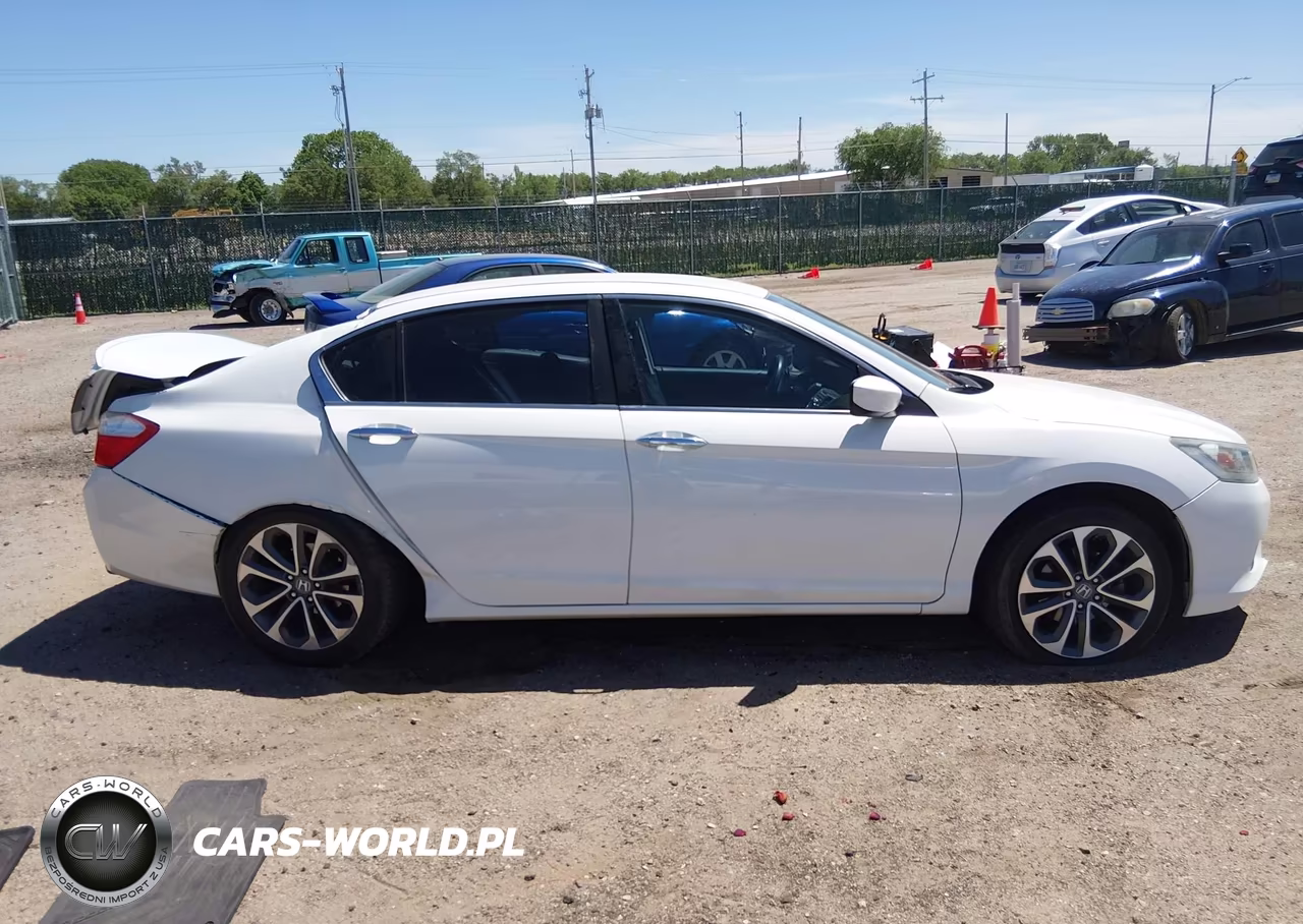 2015 Honda Accord Sport VIN:1HGCR2F56FA263650 - 14