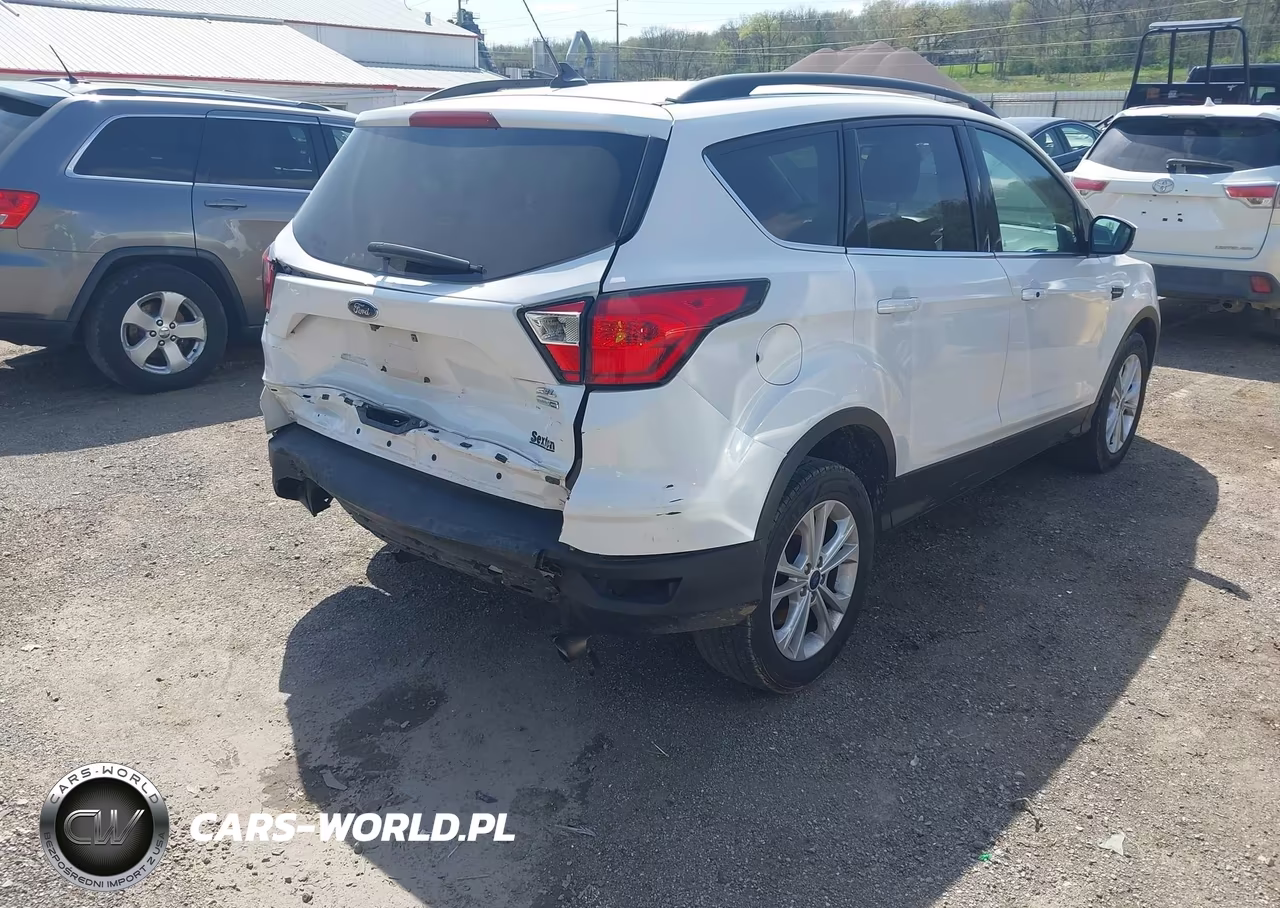2019 Ford Escape Sel VIN:1FMCU9HD3KUC47937 - 4