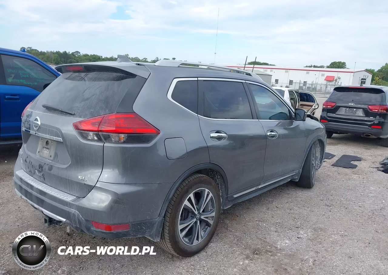 2017 Nissan Rogue Sl VIN:5N1AT2MT5HC871932 - 4