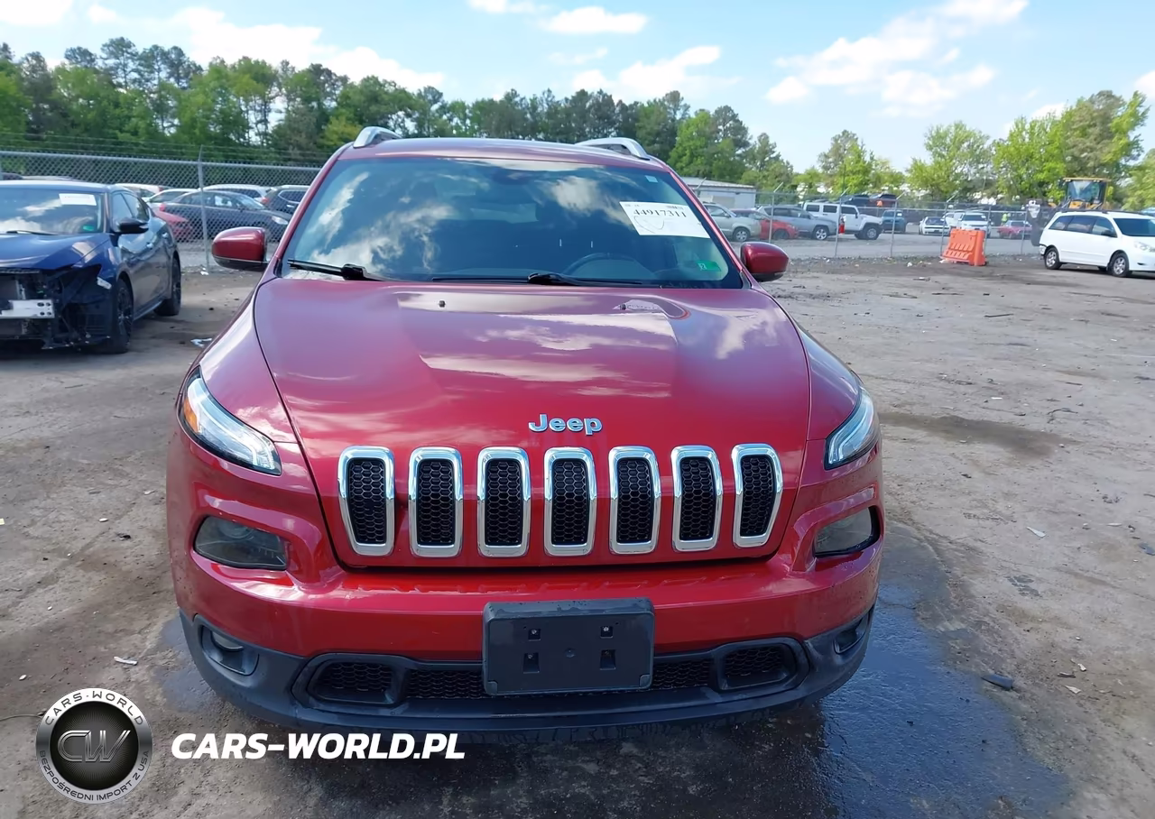 2015 Jeep Cherokee Latitude VIN:1C4PJLCB5FW621010 - 12