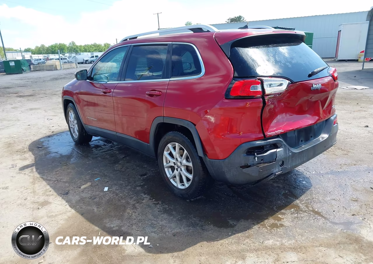 2015 Jeep Cherokee Latitude VIN:1C4PJLCB5FW621010 - 3