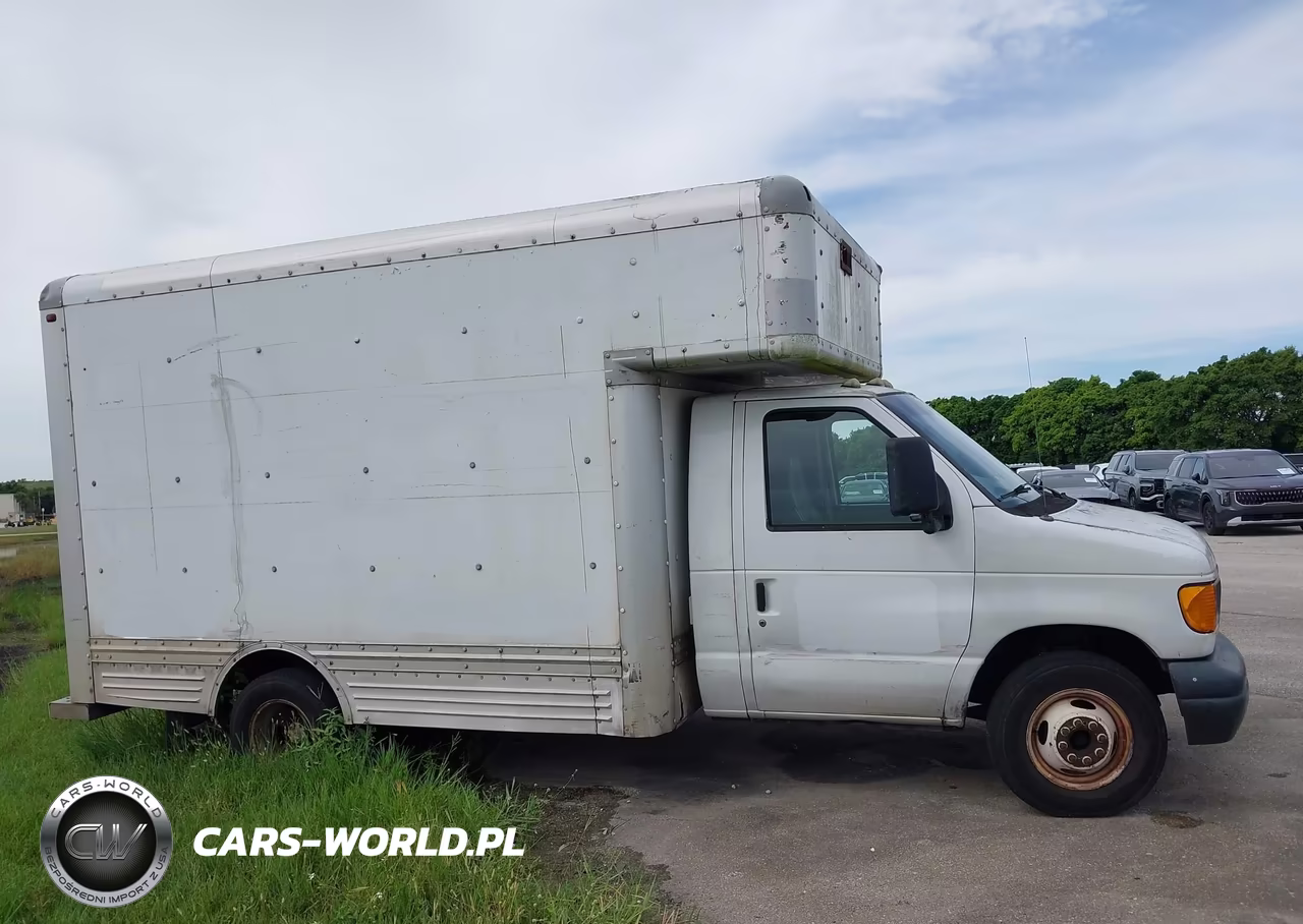 2007 Ford E-450 Cutaway VIN:1FDXE45S37DA09520 - 14
