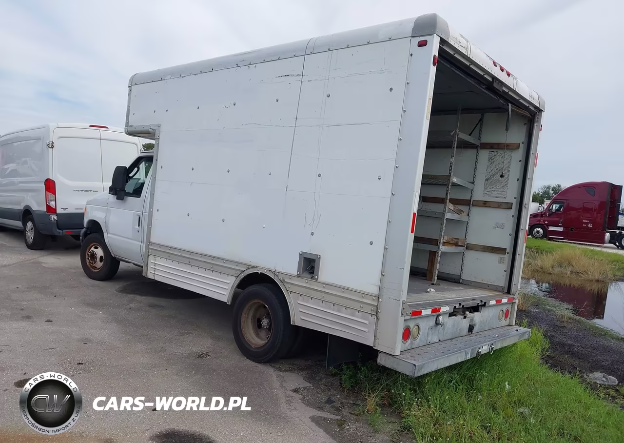 2007 Ford E-450 Cutaway VIN:1FDXE45S37DA09520 - 3