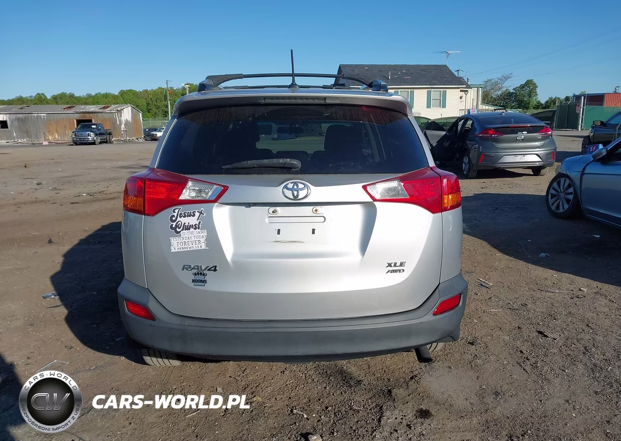 2013 Toyota Rav4 Xle VIN:2T3RFREV4DW113210 - 16