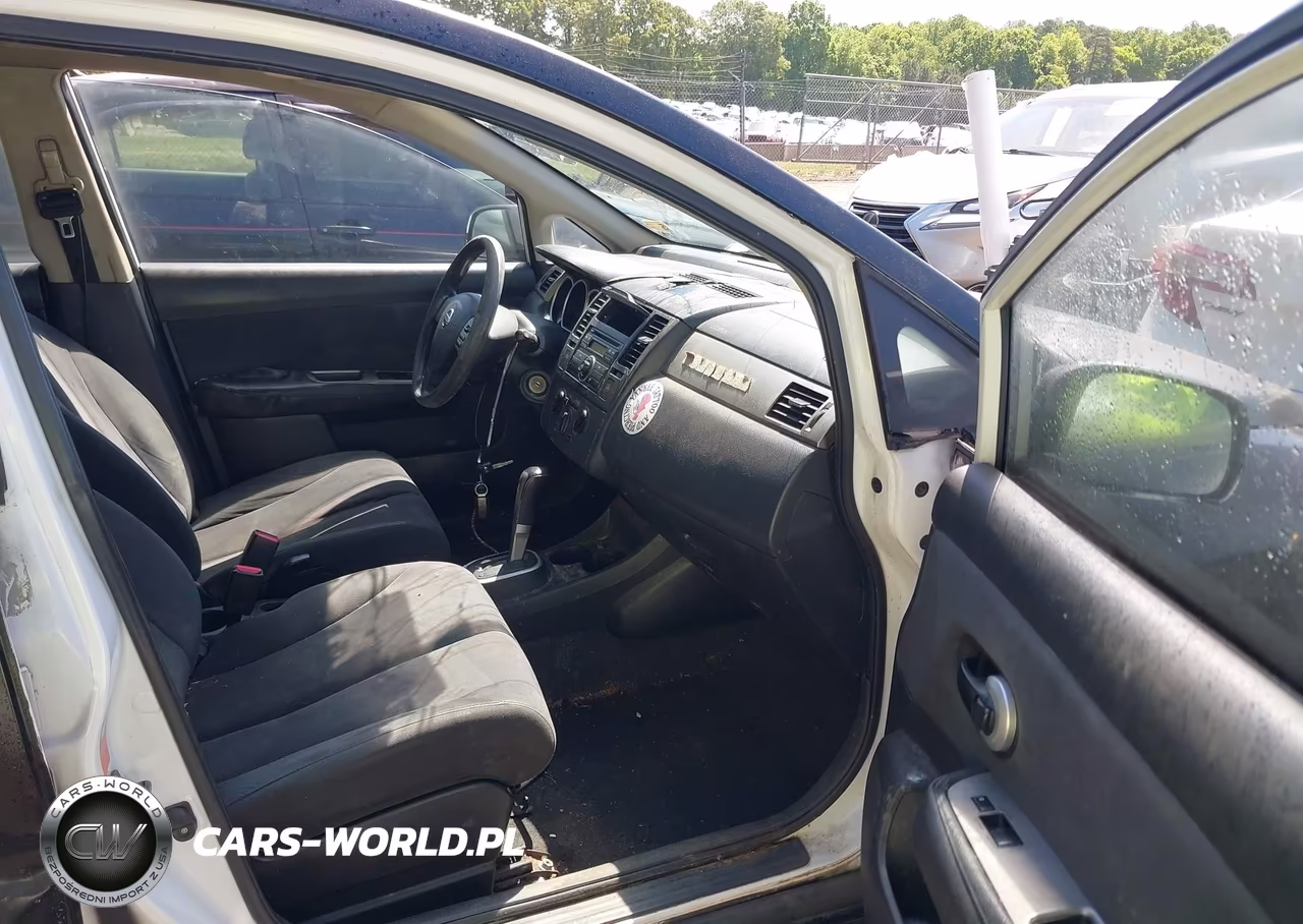 2009 Nissan Versa 1.8S VIN:3N1BC13E09L473705 - 5