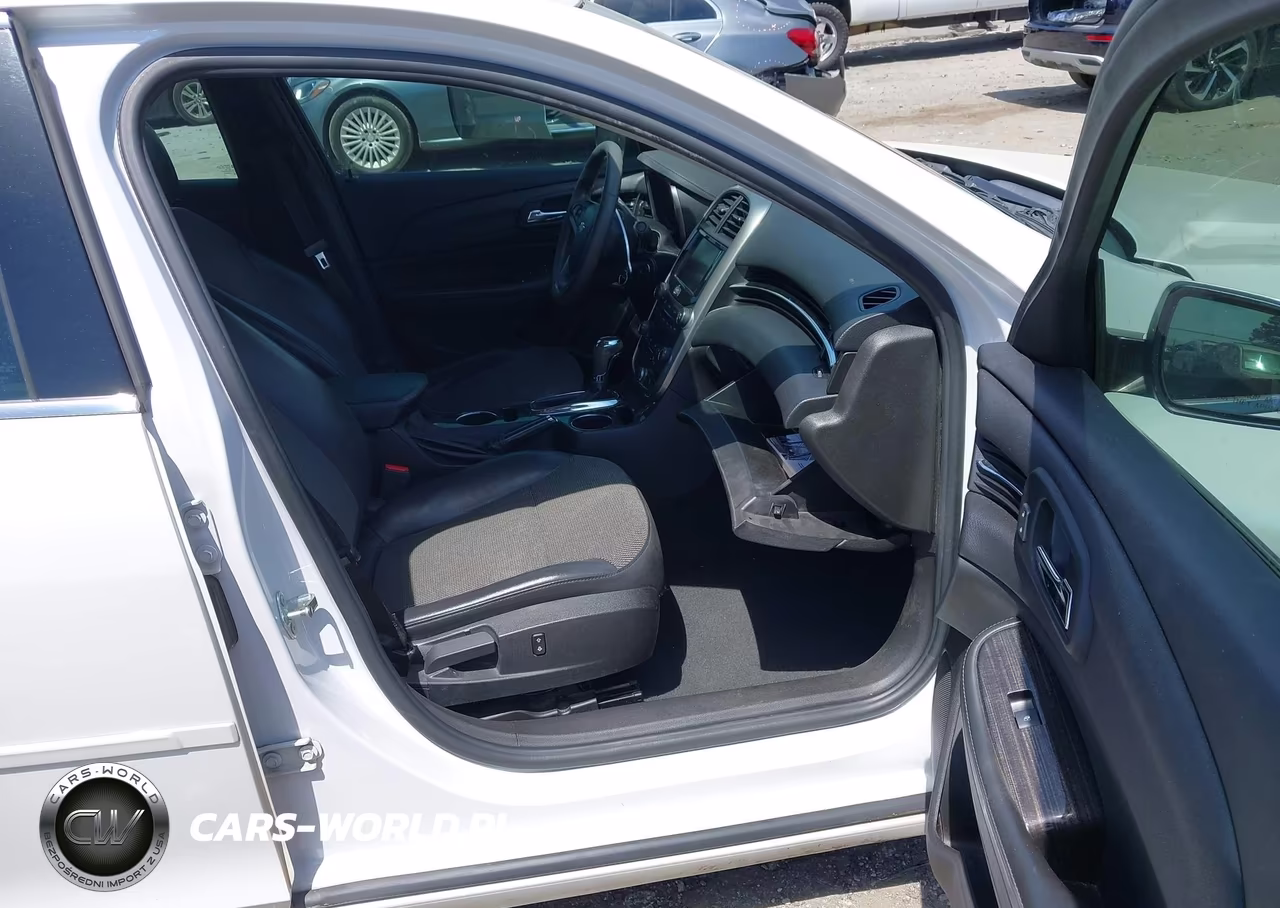 2015 Chevrolet Malibu 1Lt VIN:1G11C5SL7FF211467 - 5