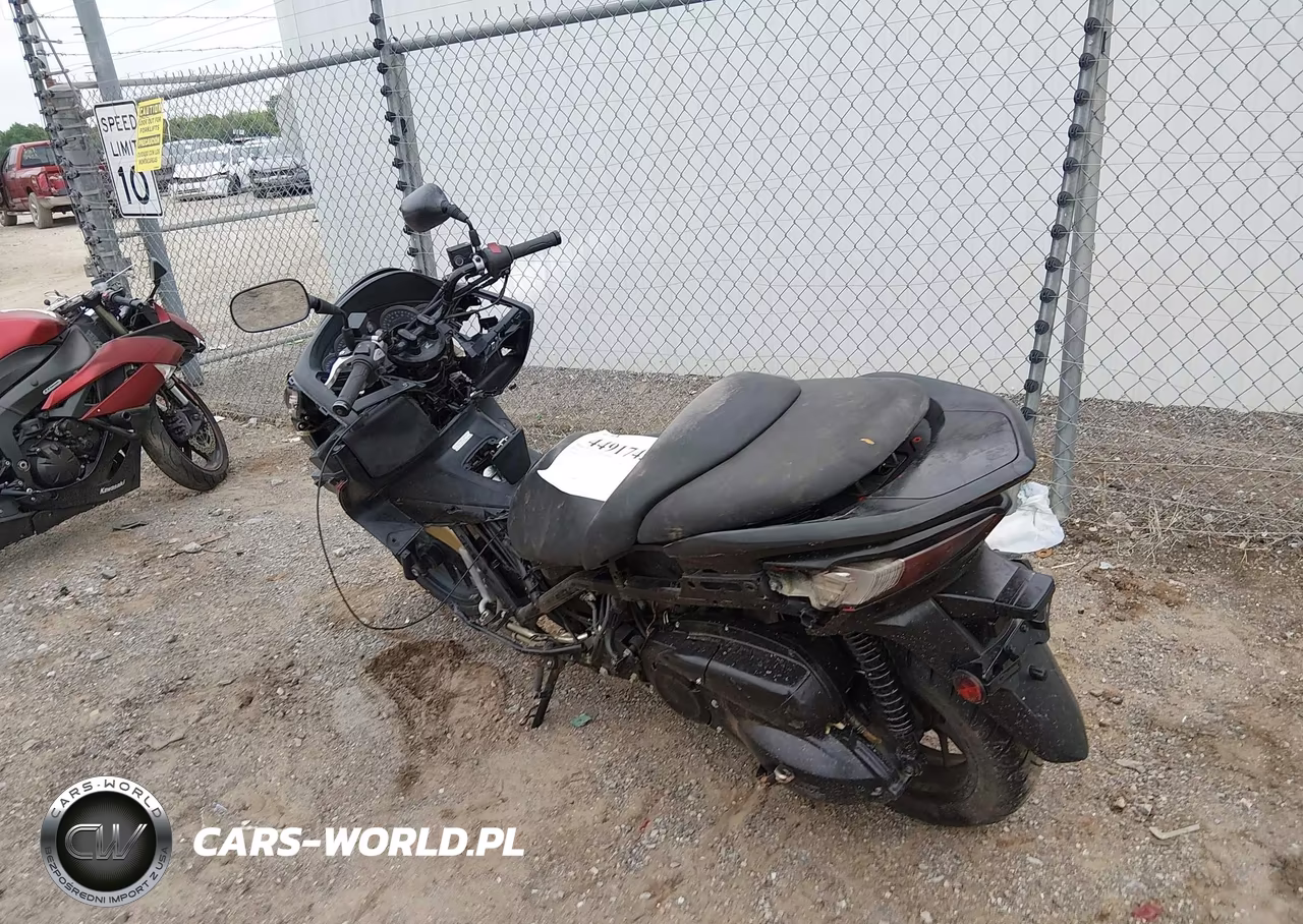 2014 Honda Nss300 A VIN:MLHNF0418E5000200 - 3