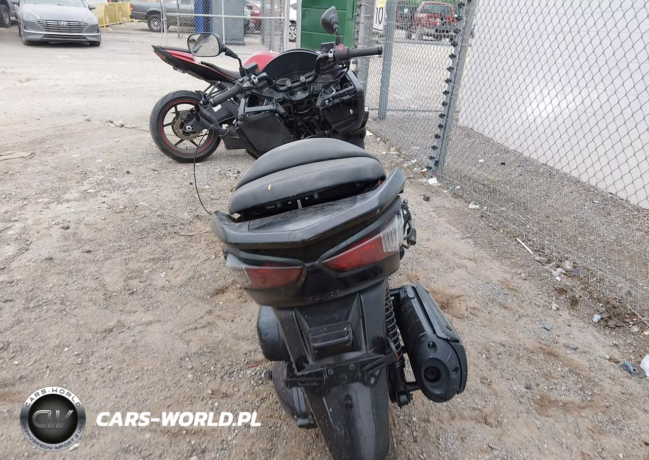 2014 Honda Nss300 A VIN:MLHNF0418E5000200 - 6