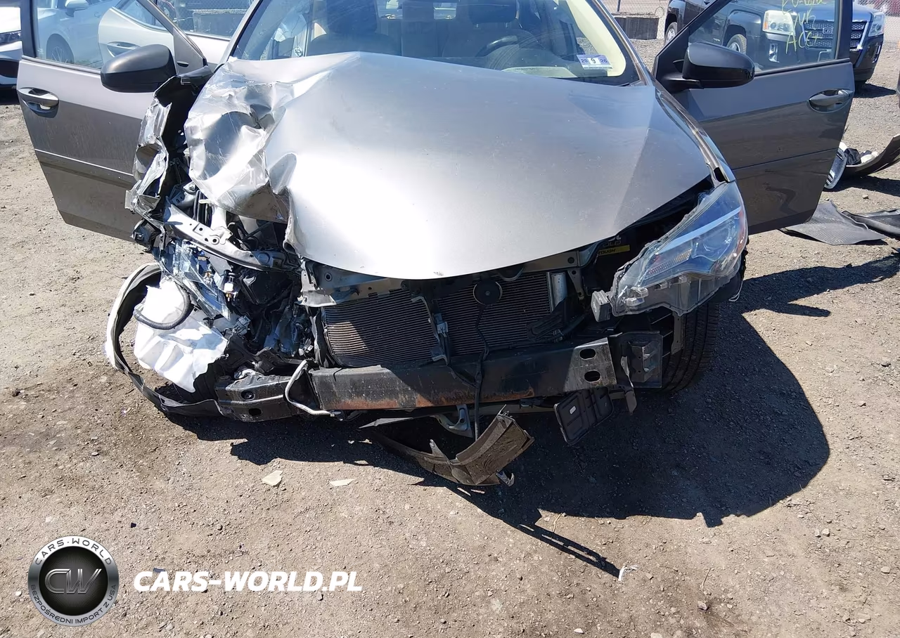 2017 Toyota Corolla Le VIN:2T1BURHEXHC938865 - 6