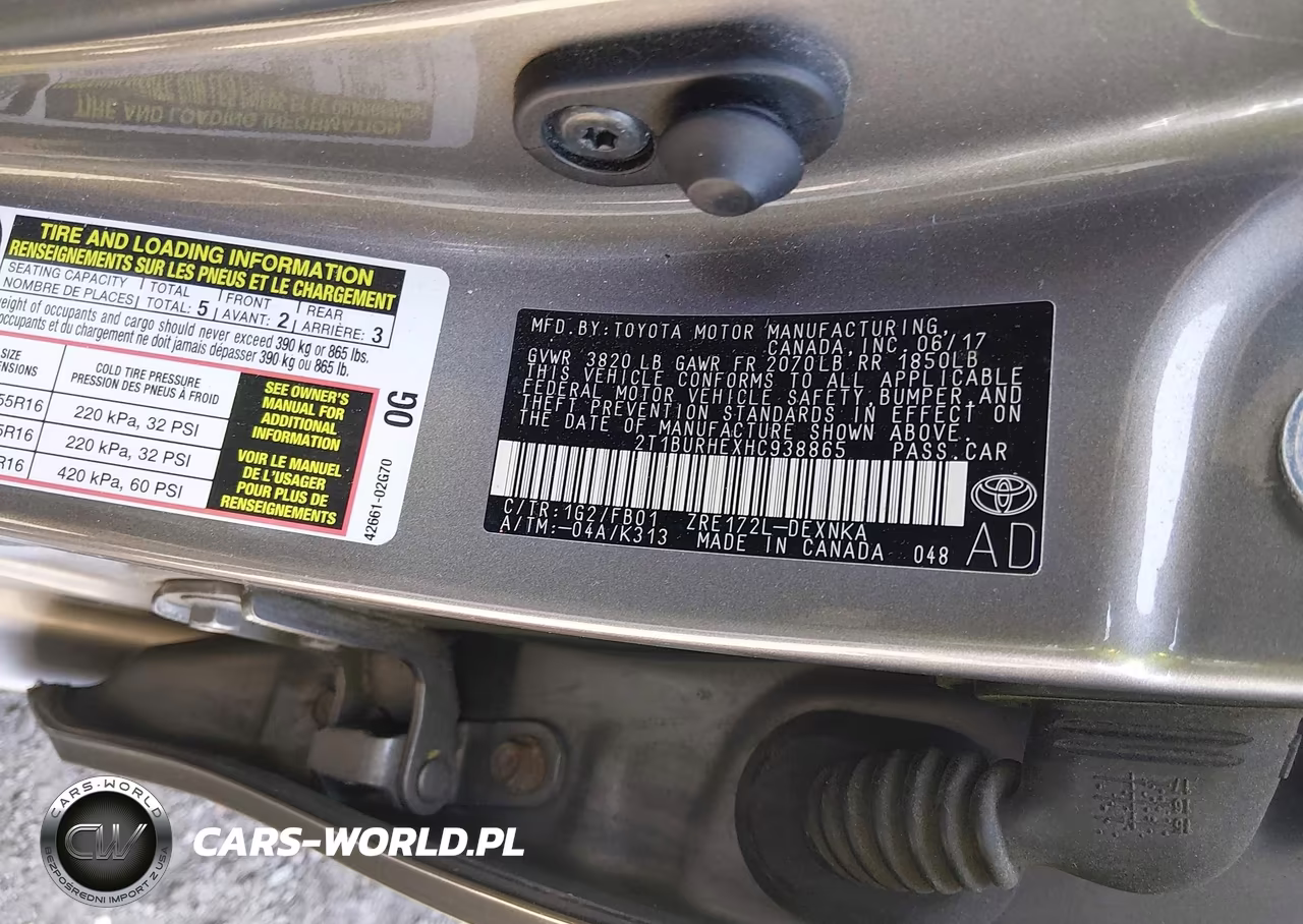 2017 Toyota Corolla Le VIN:2T1BURHEXHC938865 - 9