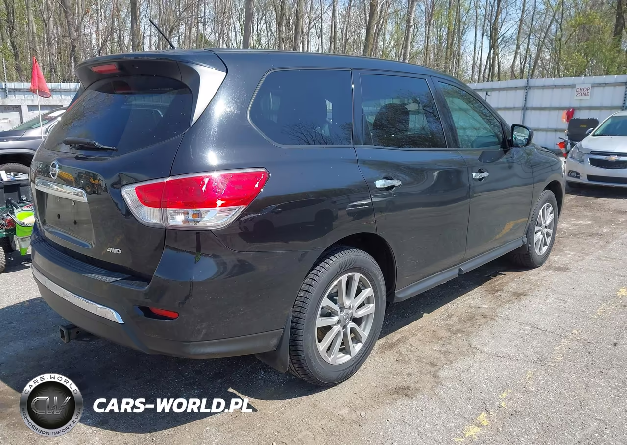 2015 Nissan Pathfinder S VIN:5N1AR2MM0FC621048 - 4