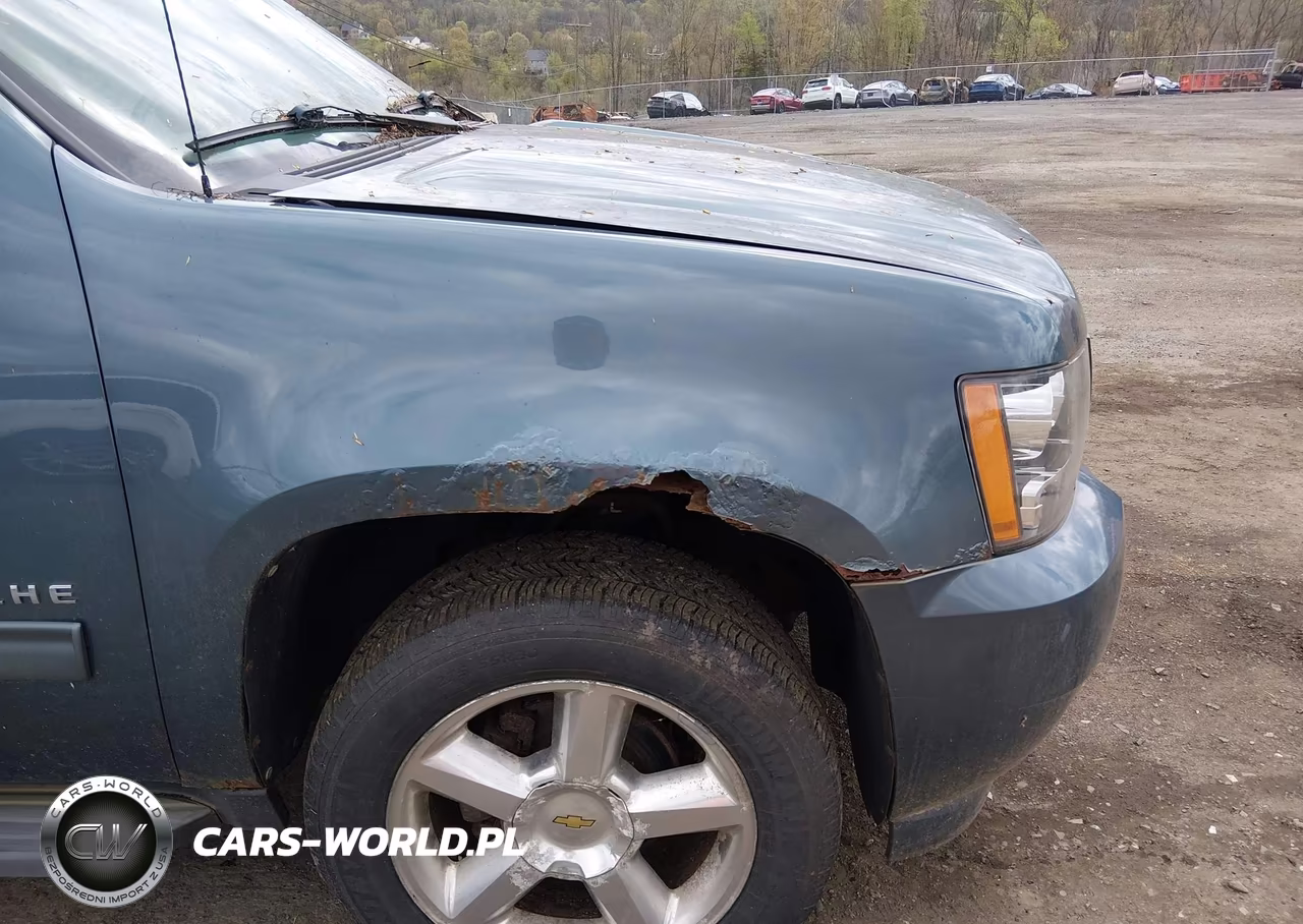 2011 Chevrolet Avalanche 1500 Ls VIN:3GNTKEE32BG377636 - 6