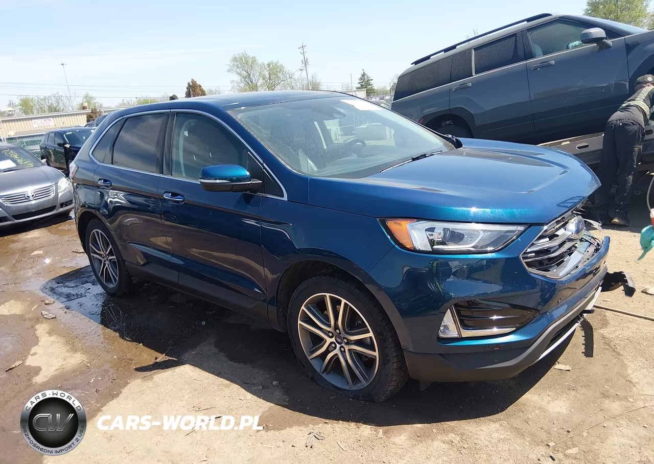 2020 Ford Edge Titanium