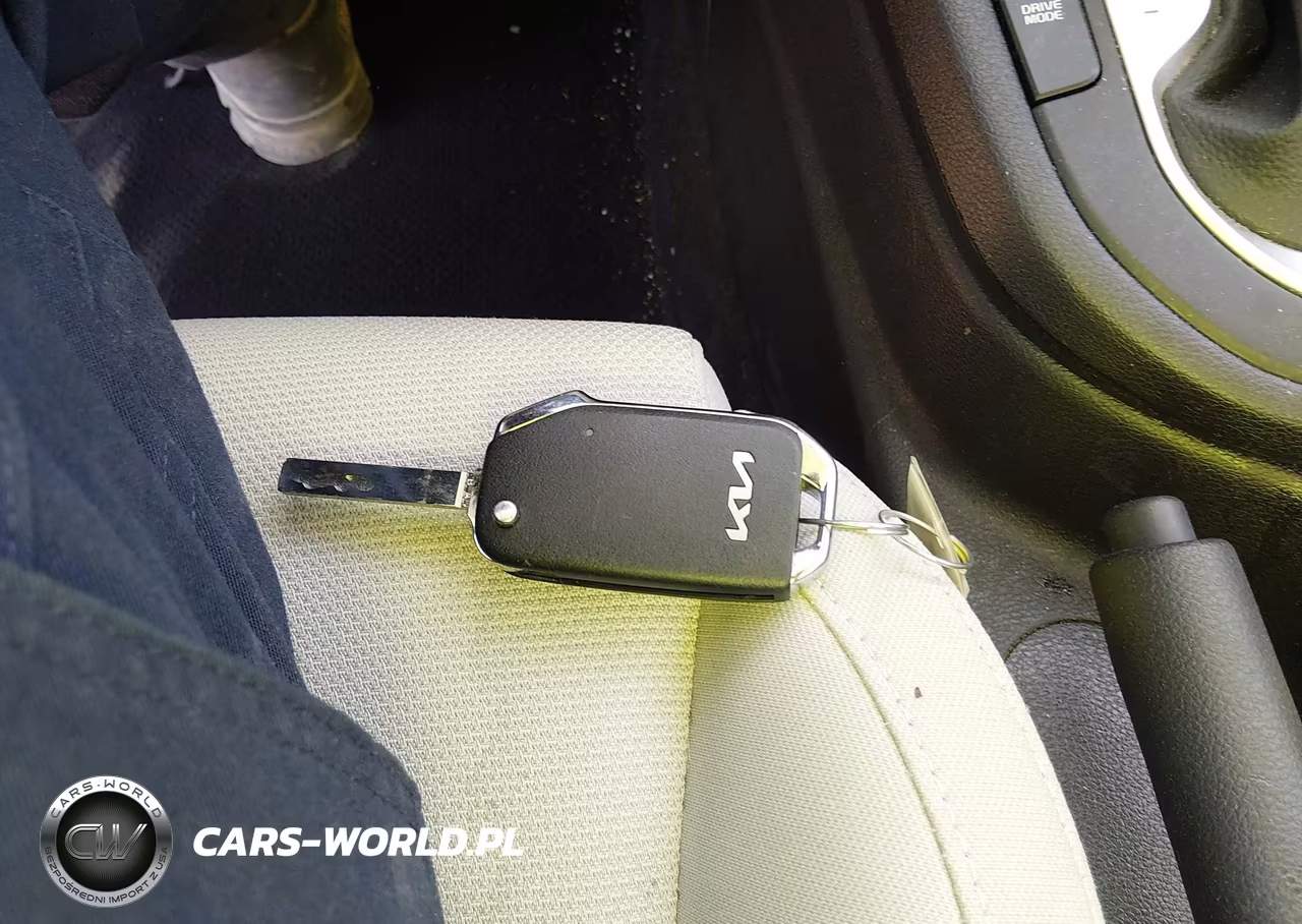 2023 Kia Forte Lxs VIN:3KPF24AD9PE590259 - 11