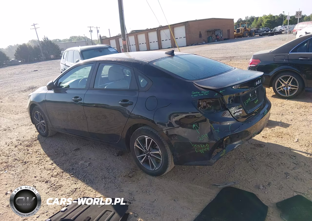 2023 Kia Forte Lxs VIN:3KPF24AD9PE590259 - 3