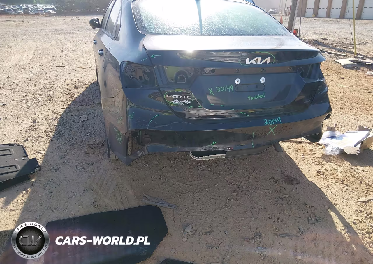 2023 Kia Forte Lxs VIN:3KPF24AD9PE590259 - 6