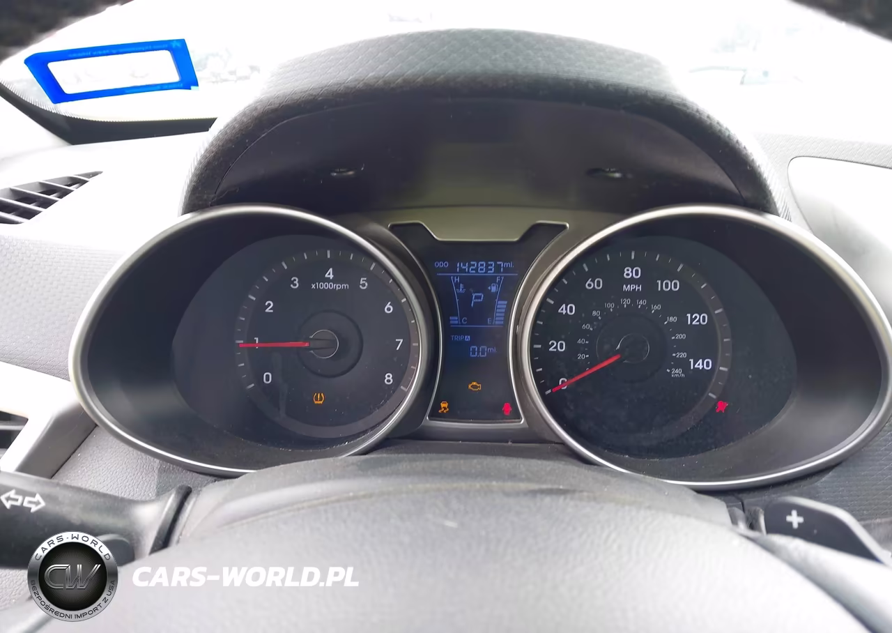 2013 Hyundai Veloster Base W-Gray VIN:KMHTC6AD8DU108384 - 7