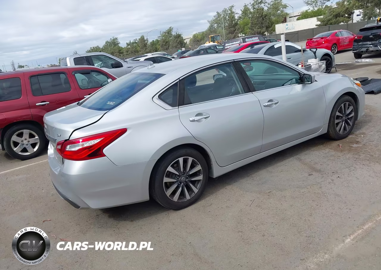 2017 Nissan Altima 2.5 Sv VIN:1N4AL3AP5HC185509 - 4