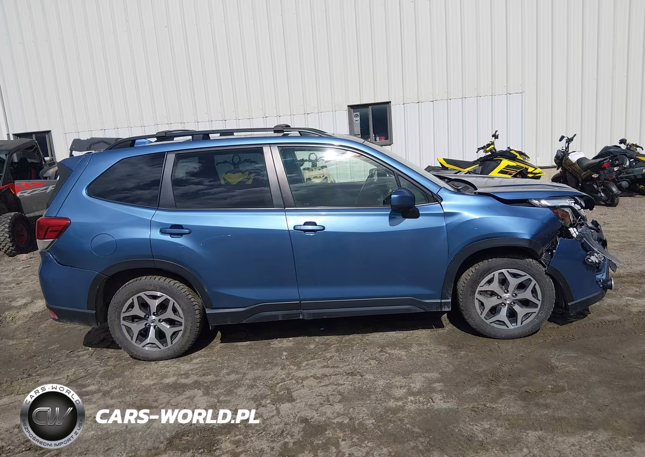 2021 Subaru Forester Premium VIN:JF2SKAFC5MH427824 - 13