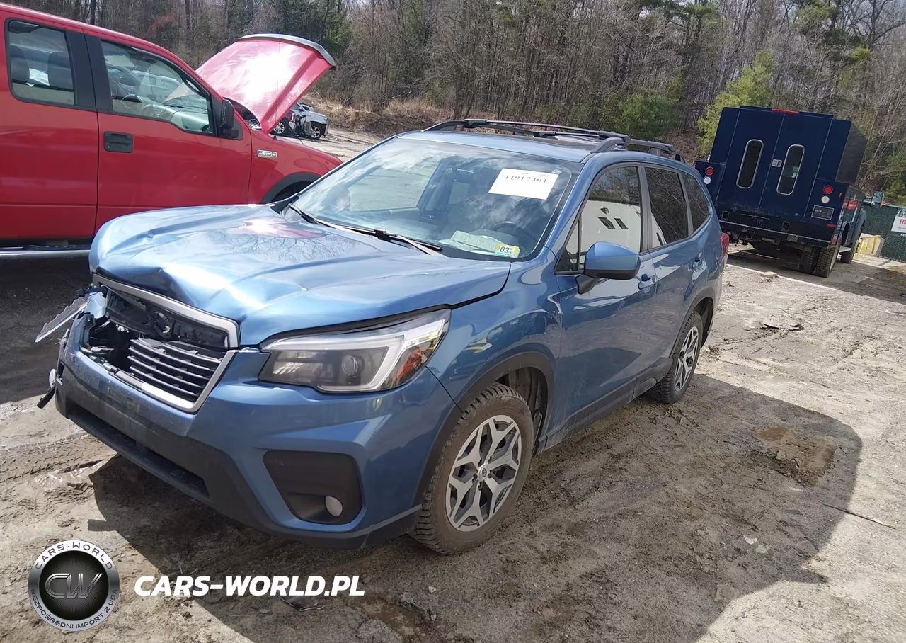 2021 Subaru Forester Premium VIN:JF2SKAFC5MH427824 - 2