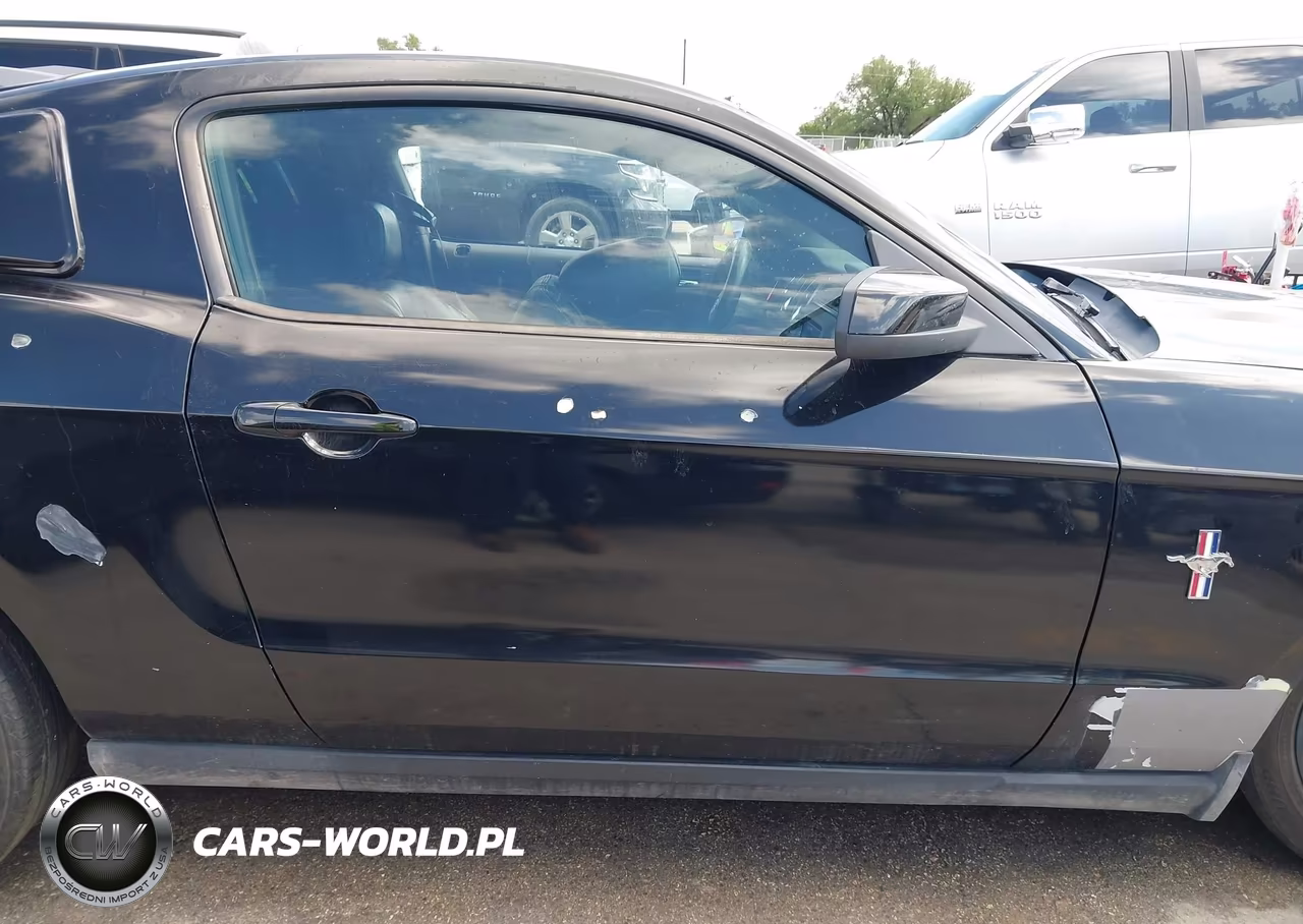 2011 Ford Mustang V6 Premium VIN:1ZVBP8AM1B5103659 - 13