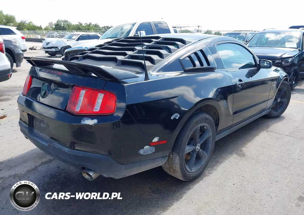 2011 Ford Mustang V6 Premium VIN:1ZVBP8AM1B5103659 - 4