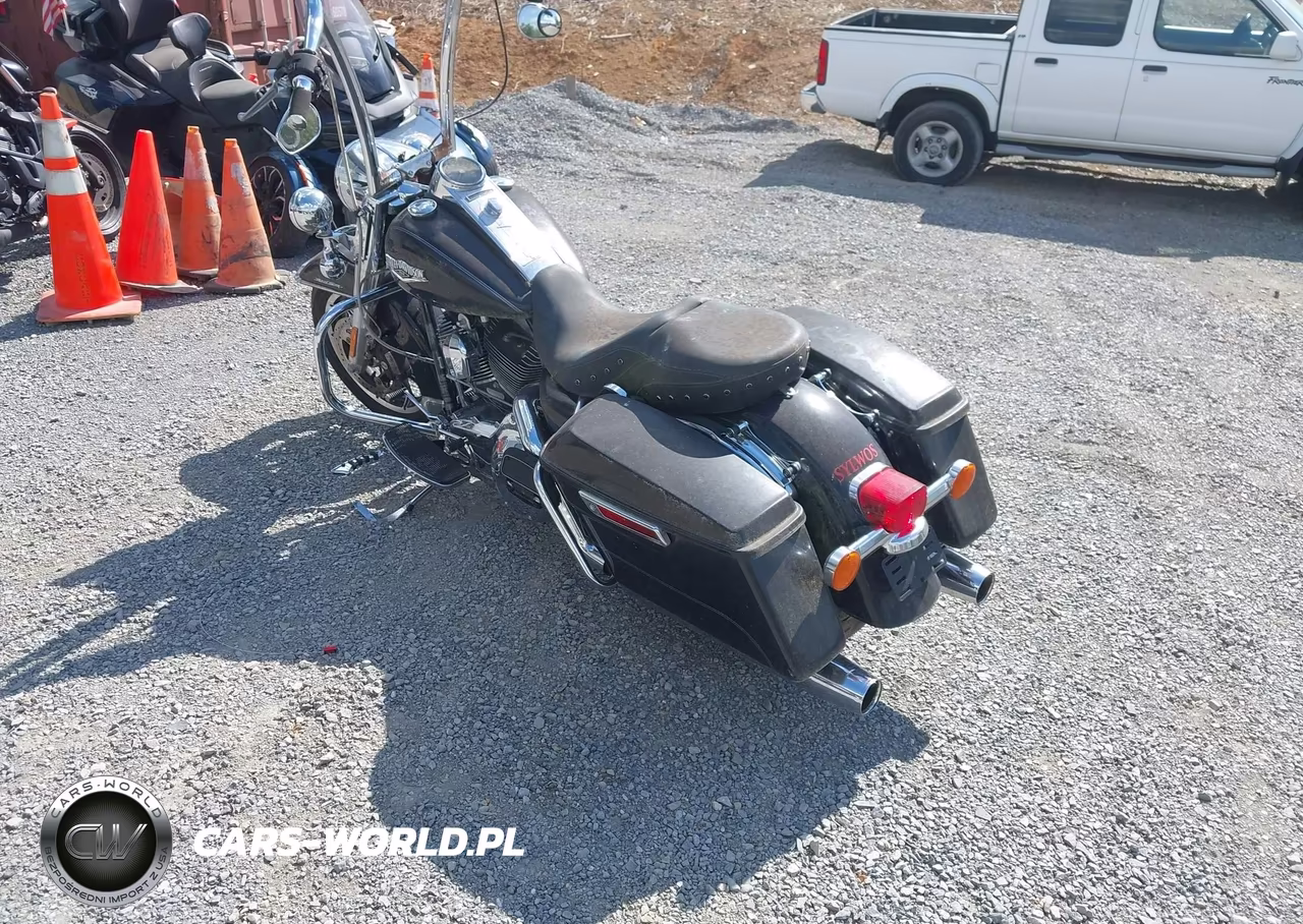 2016 Harley-Davidson Flhr Road King VIN:1HD1FBM13GB682869 - 3