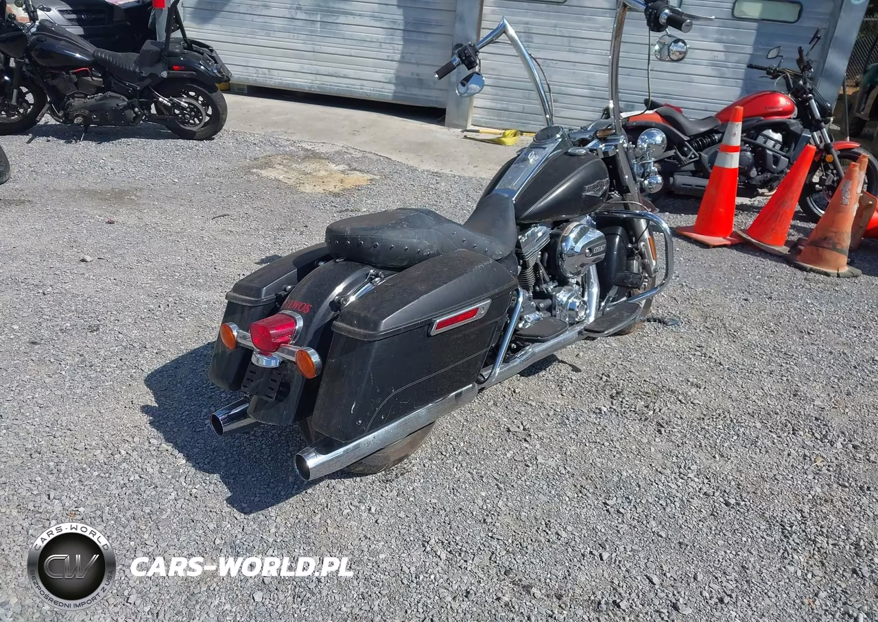 2016 Harley-Davidson Flhr Road King VIN:1HD1FBM13GB682869 - 4