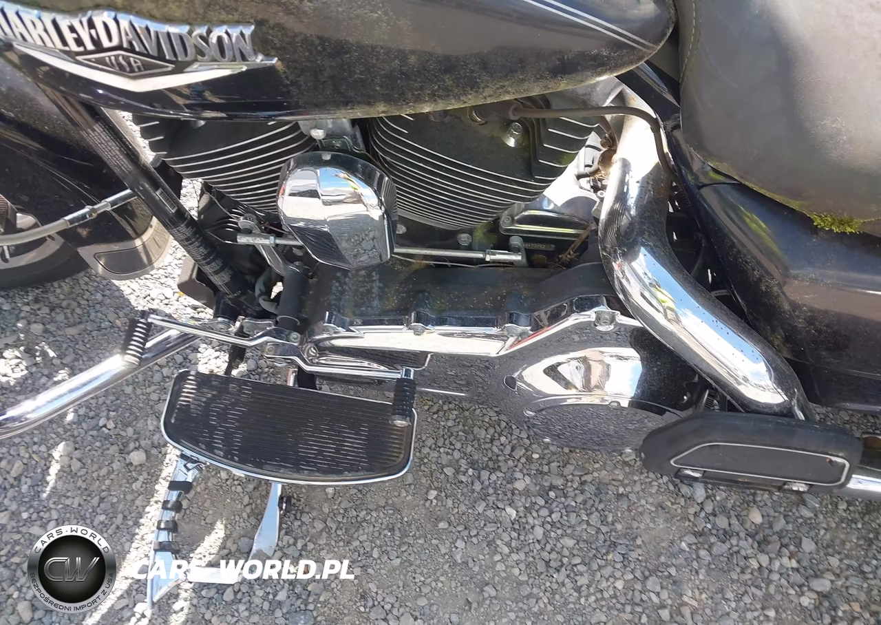 2016 Harley-Davidson Flhr Road King VIN:1HD1FBM13GB682869 - 9