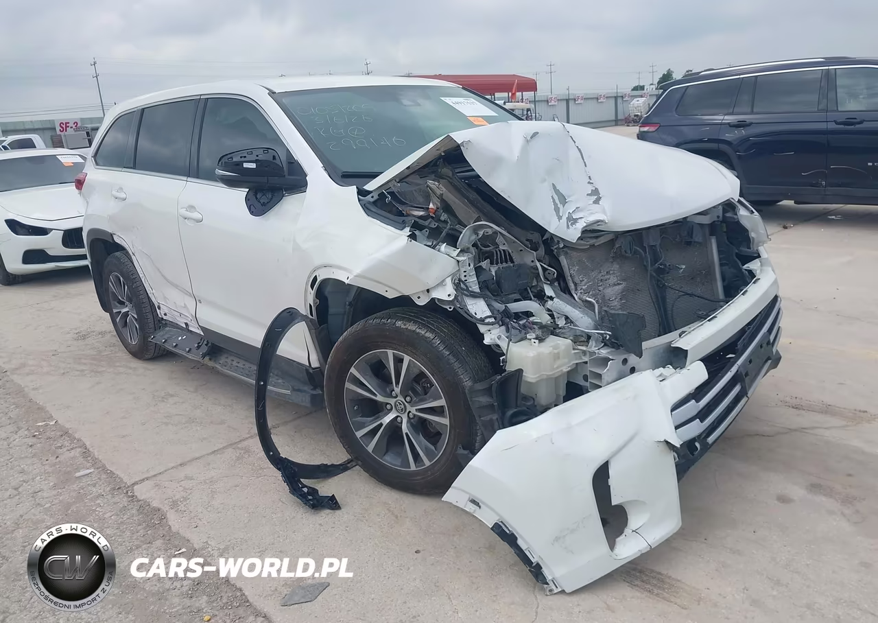 2019 Toyota Highlander Le – zdjęcie 1 z 16