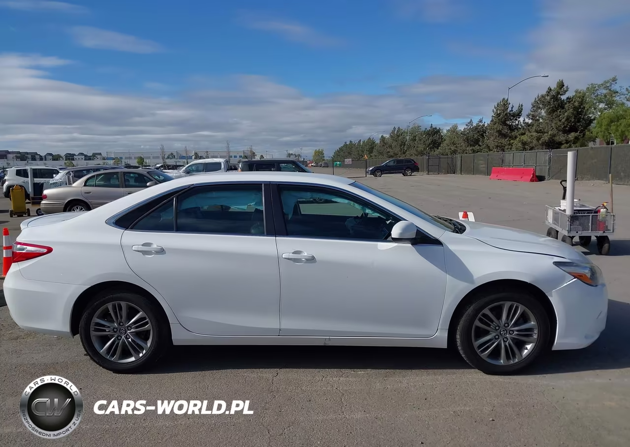 2017 Toyota Camry Se VIN:4T1BF1FKXHU697098 - 13