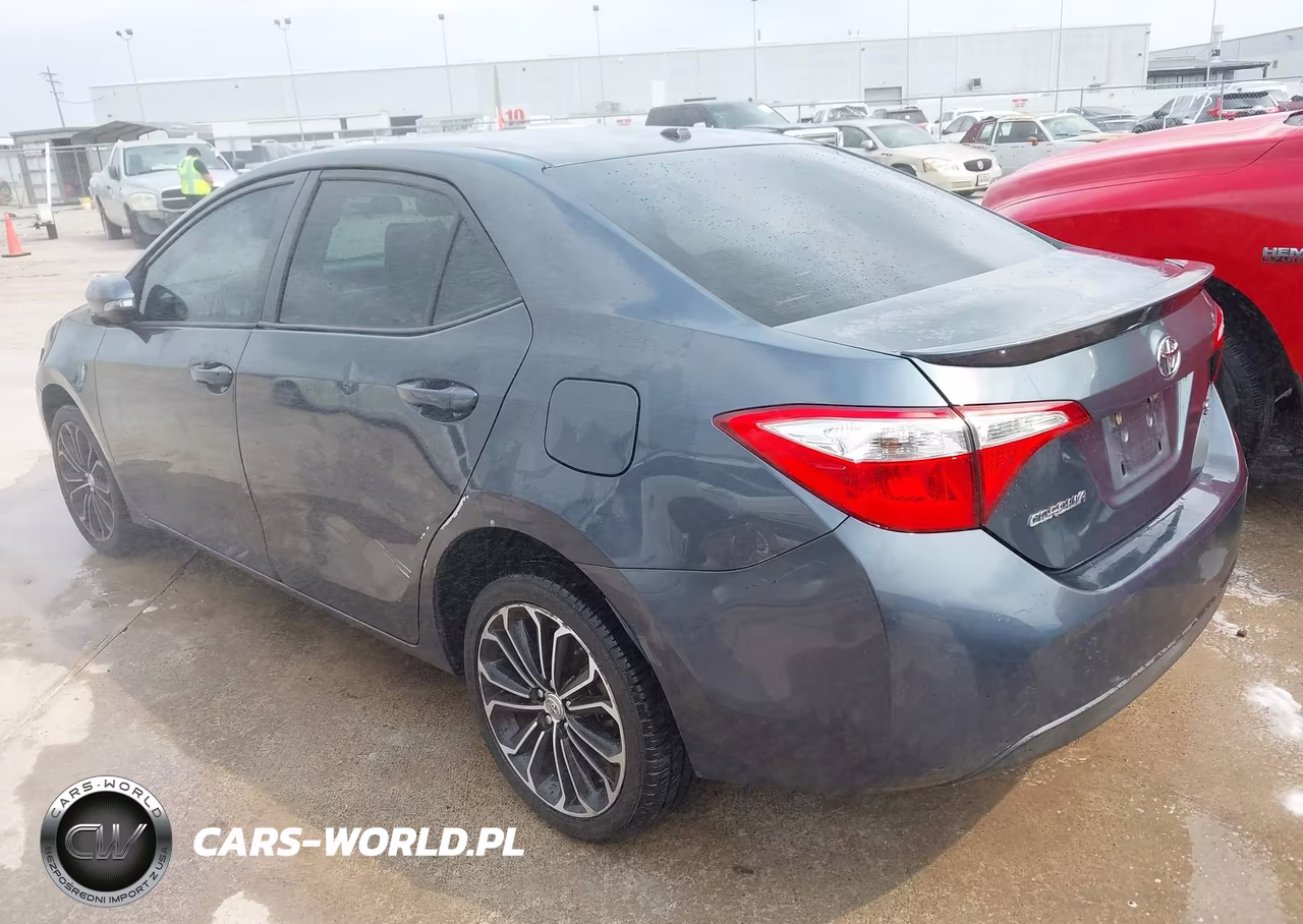 2015 Toyota Corolla S Plus VIN:5YFBURHE5FP359327 - 3