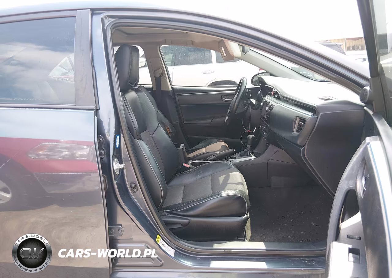 2015 Toyota Corolla S Plus VIN:5YFBURHE5FP359327 - 5